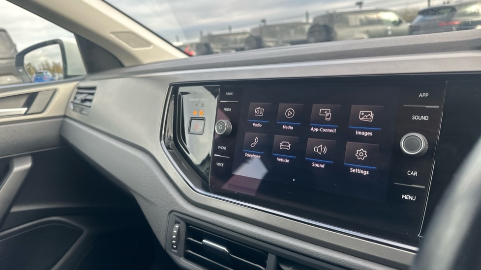 Used Volkswagen Polo 2019 for sale - 76872504: Photo 28