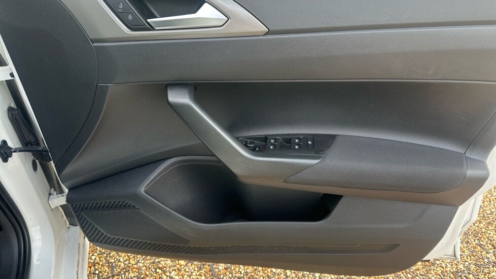 Used Volkswagen Polo 2019 for sale - 76872504: Photo 31