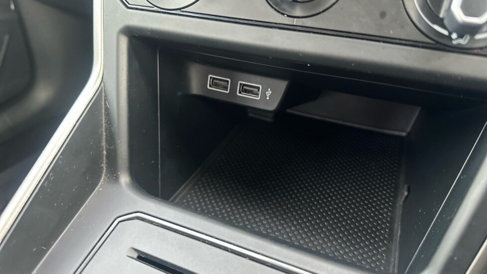 Used Volkswagen Polo 2019 for sale - 76872504: Photo 37