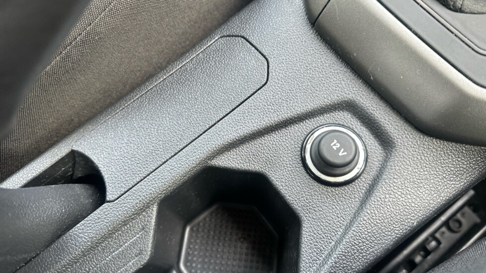 Used Volkswagen Polo 2019 for sale - 76872504: Photo 39