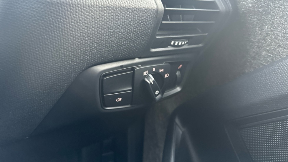 Used BMW i3 2022 for sale - 76874914: Photo 21