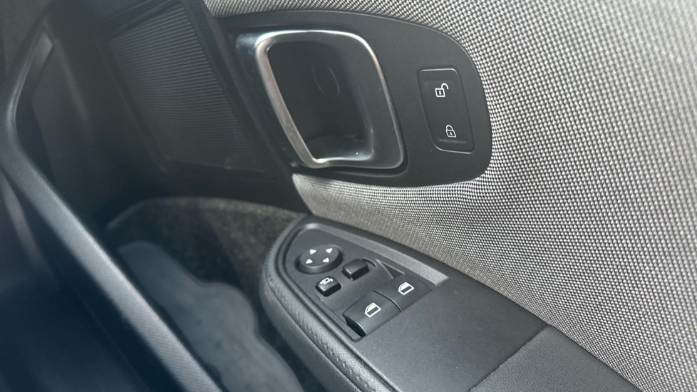 Used BMW i3 2022 for sale - 76874914: Photo 22