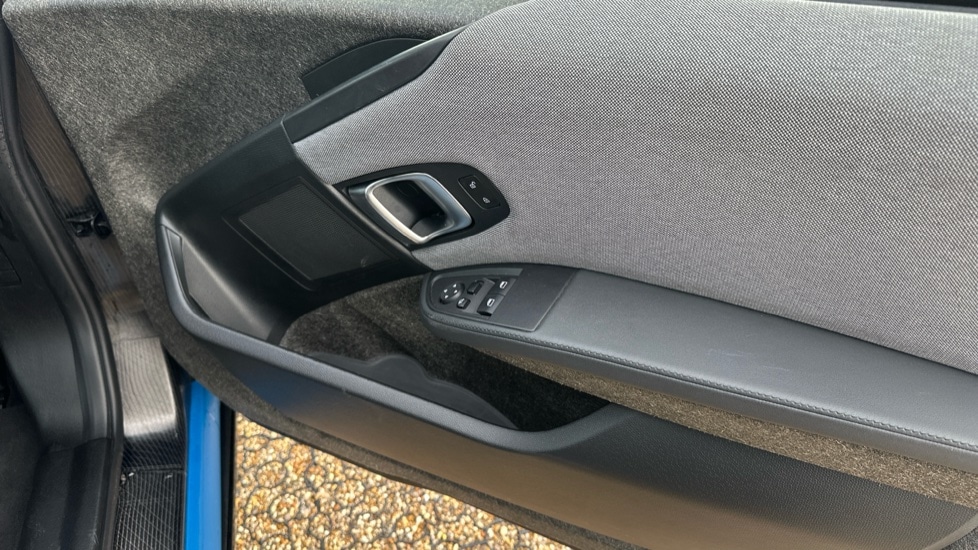 Used BMW i3 2022 for sale - 76874914: Photo 31