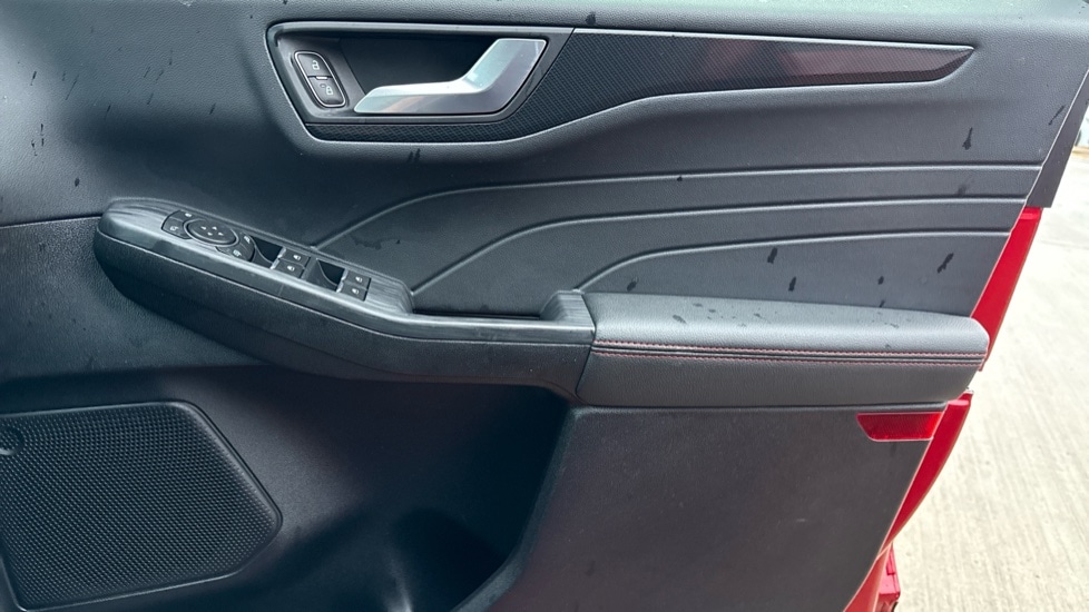 Used Ford Kuga 2022 for sale - 76874676: Photo 29