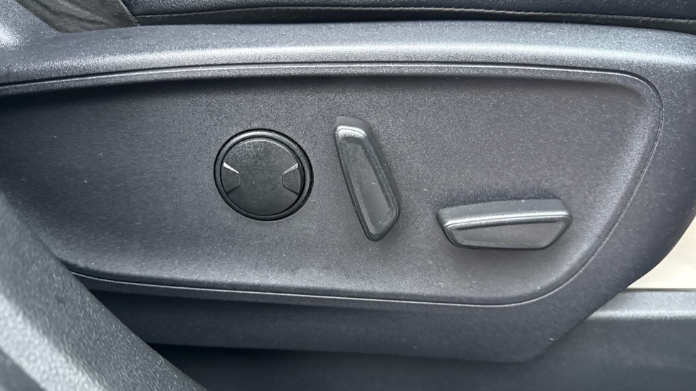 Used Ford Kuga 2022 for sale - 76874676: Photo 33