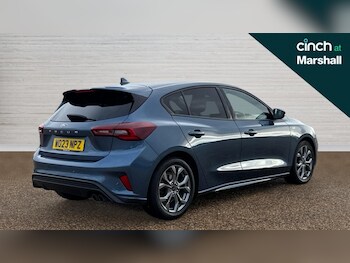 Used Ford Focus 2023 for sale - 76234107: Photo
