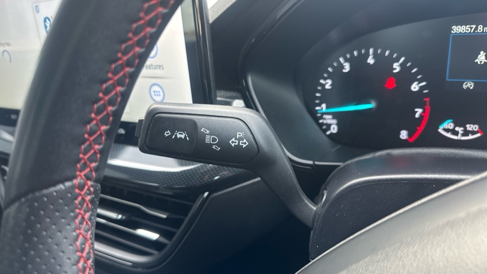 Used Ford Focus 2023 for sale - 76233951: Photo 24