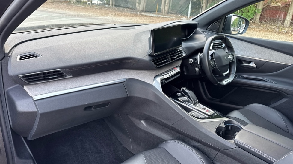 Used Peugeot 3008 2022 for sale - 76140400: Photo 10