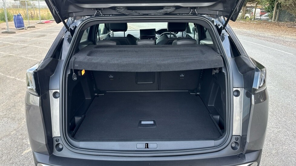 Used Peugeot 3008 2022 for sale - 76140400: Photo 15