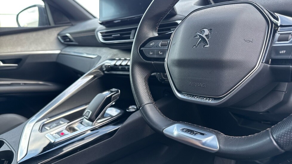 Used Peugeot 3008 2022 for sale - 76140400: Photo 23