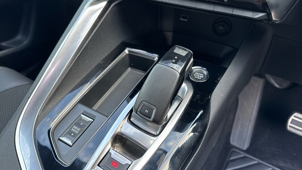 Used Peugeot 3008 2022 for sale - 76140400: Photo 31