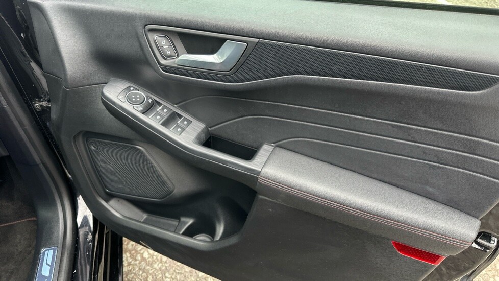Used Ford Kuga 2022 for sale - 75966913: Photo 31