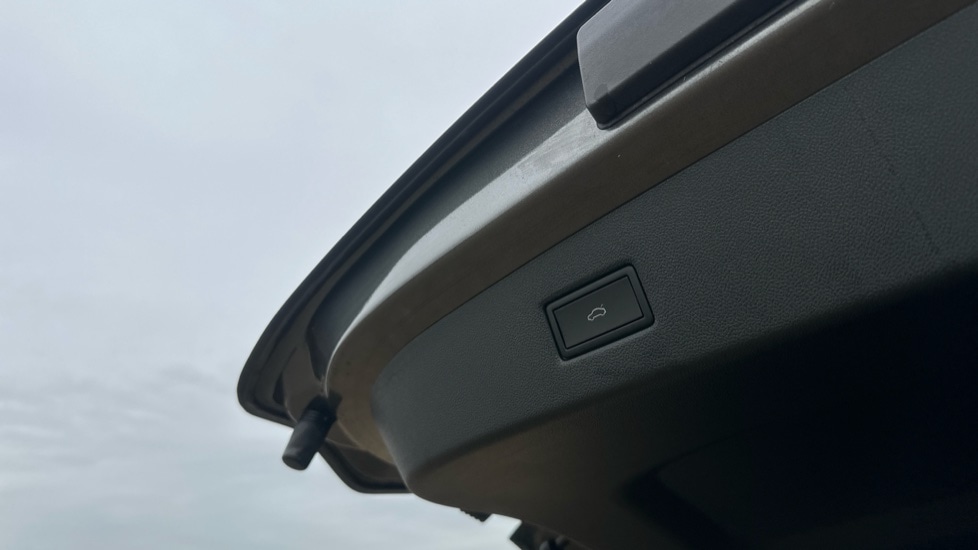 Used Ford Explorer 2025 for sale - 76977767: Photo 15