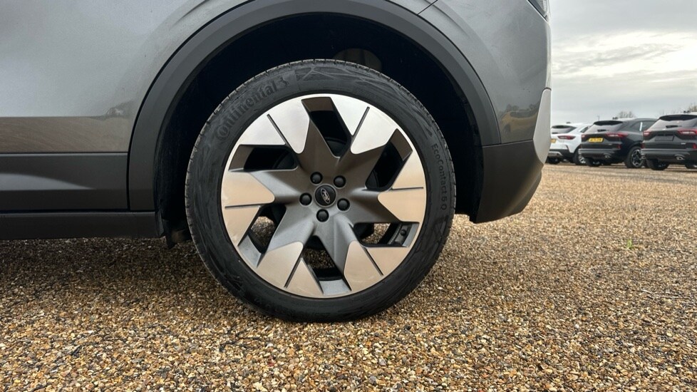 Used Ford Explorer 2025 for sale - 76977767: Photo 18