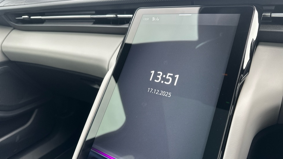 Used Ford Explorer 2025 for sale - 76977767: Photo 25