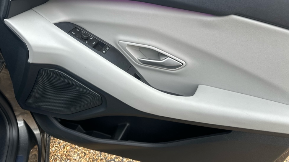 Used Ford Explorer 2025 for sale - 76977767: Photo 29