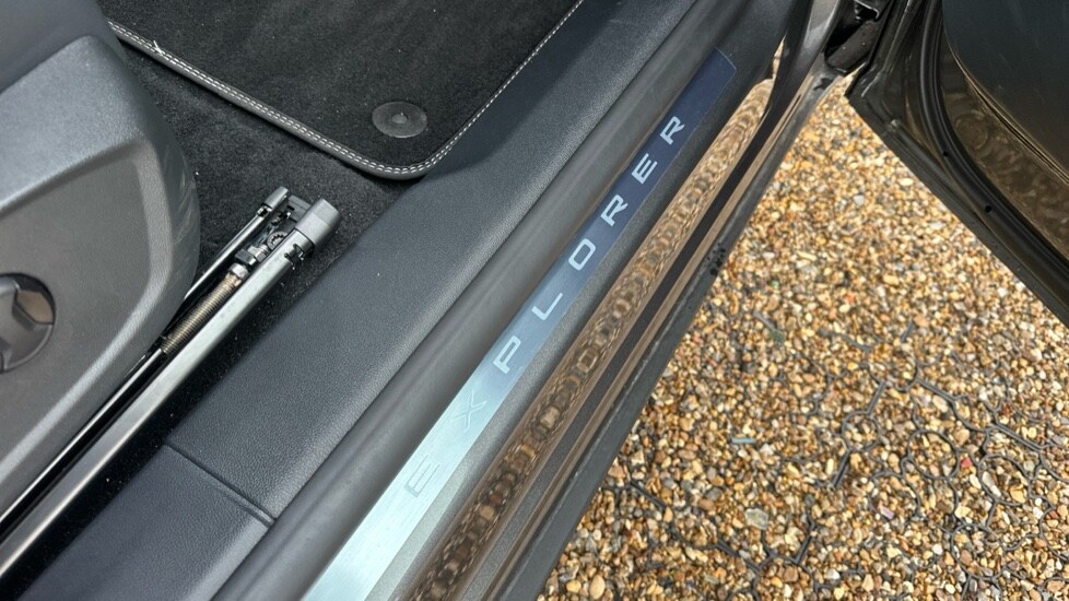 Used Ford Explorer 2025 for sale - 76977767: Photo 35