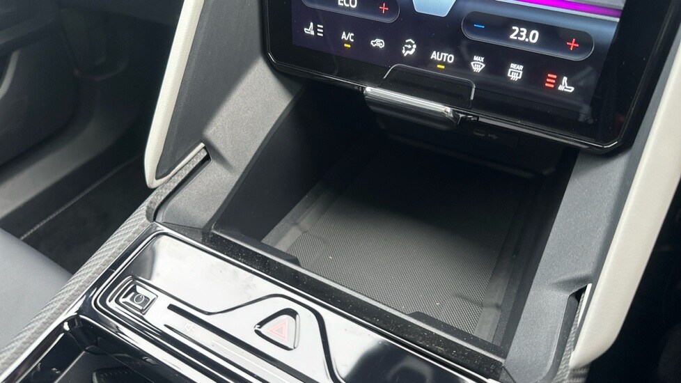 Used Ford Explorer 2025 for sale - 76977767: Photo 45