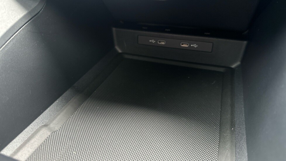 Used Ford Explorer 2025 for sale - 76977767: Photo 46