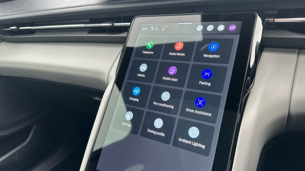 Used Ford Explorer 2025 for sale - 76977767: Photo 48