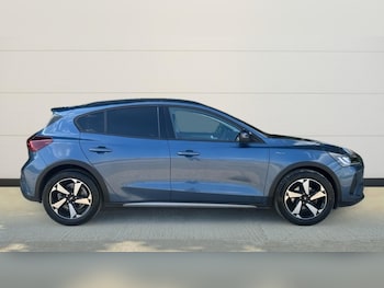 Used Ford Focus 2023 for sale - 75514620: Photo