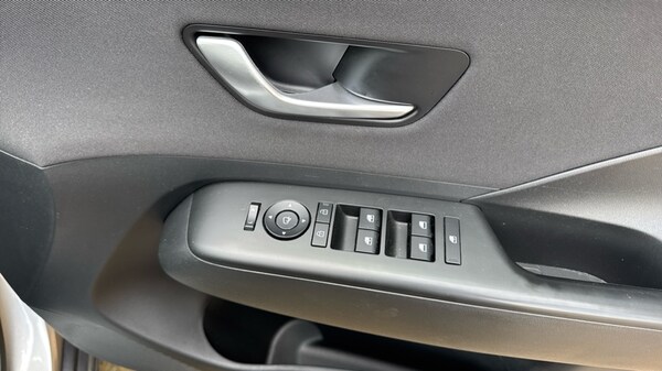 Used Hyundai KONA 2023 for sale - 75466037: Photo 32