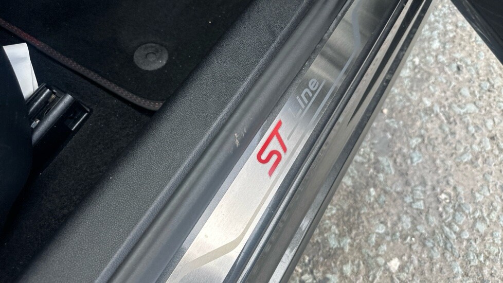 Vehicle 35