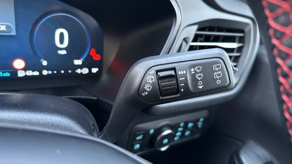 Used Ford Kuga 2025 for sale - 76901520: Photo 24