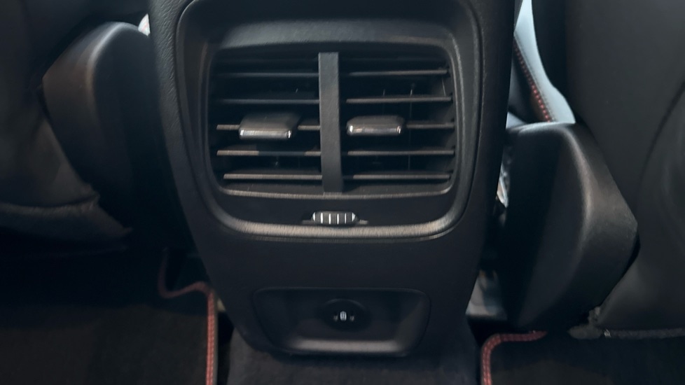 Used Ford Kuga 2025 for sale - 76901520: Photo 29