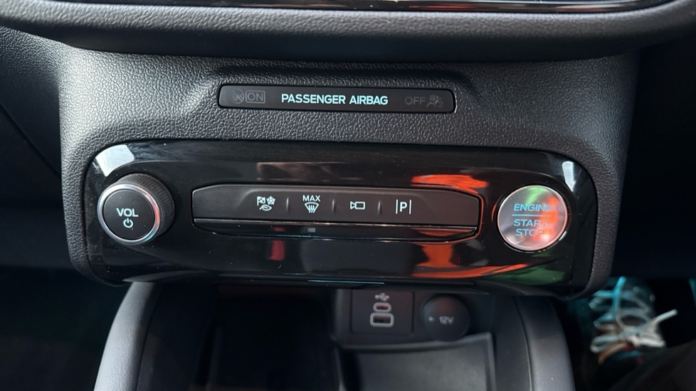 Used Ford Kuga 2025 for sale - 76901520: Photo 40