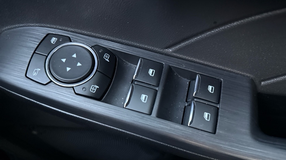 Used Ford Kuga 2025 for sale - 76901520: Photo 45