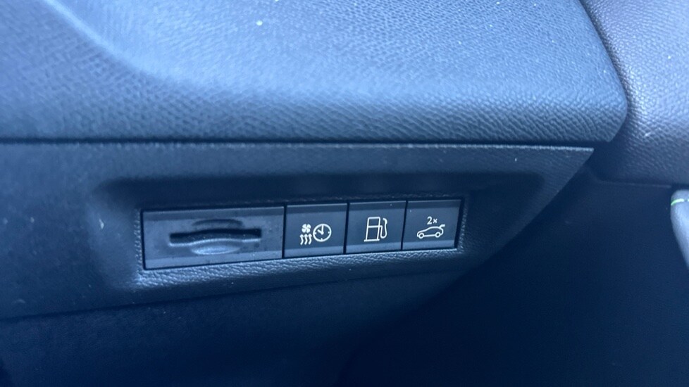 Used Peugeot 408 2024 for sale - 75972568: Photo 22
