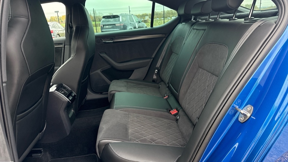 Used Skoda Superb 2024 for sale - 76501515: Photo 14