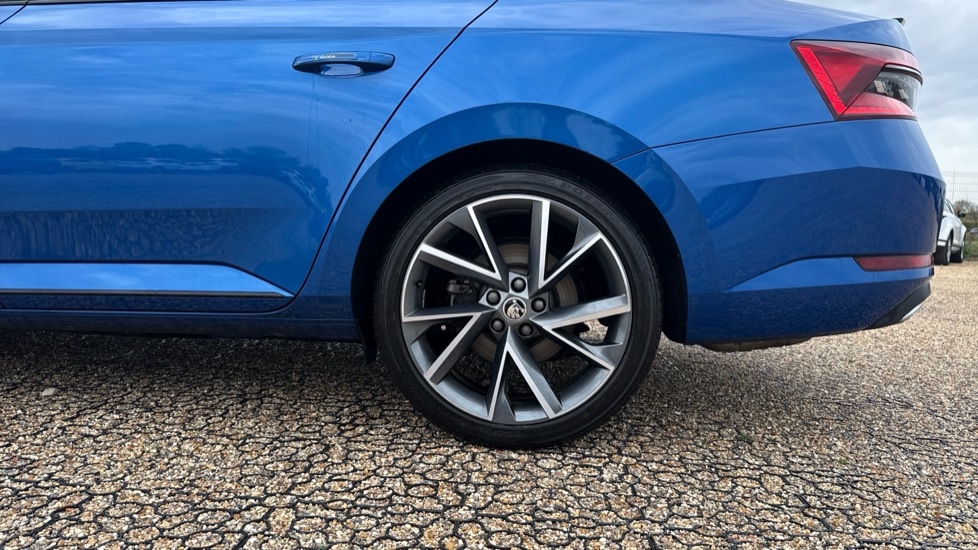 Used Skoda Superb 2024 for sale - 76501515: Photo 18