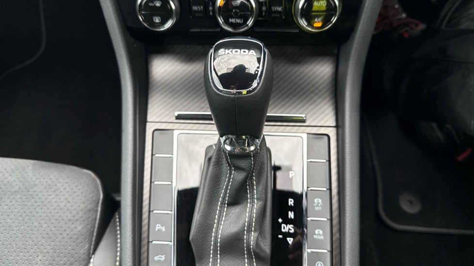 Used Skoda Superb 2024 for sale - 76501515: Photo 31