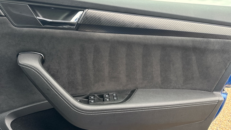 Used Skoda Superb 2024 for sale - 76501515: Photo 32