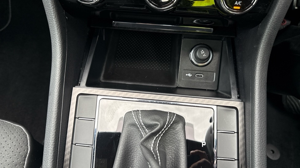 Used Skoda Superb 2024 for sale - 76501515: Photo 38