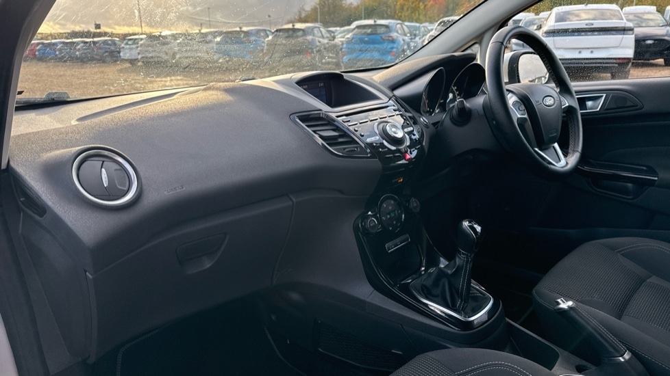 Used Ford Fiesta 2015 for sale - 76501591: Photo 10