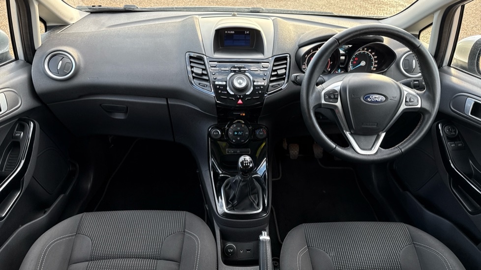 Used Ford Fiesta 2015 for sale - 76501591: Photo 11