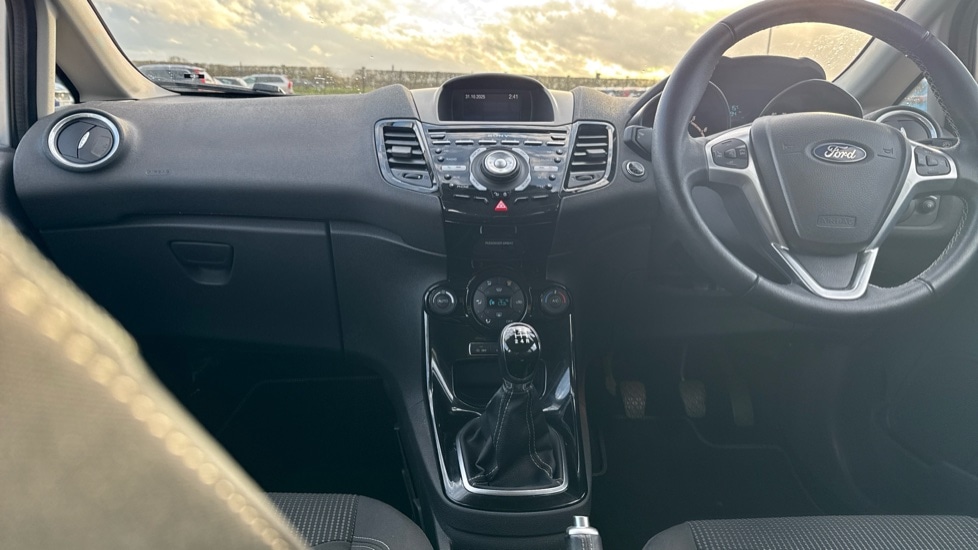 Used Ford Fiesta 2015 for sale - 76501591: Photo 12