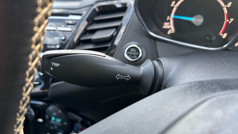 Used Ford Fiesta 2015 for sale - 76501591: Photo 25