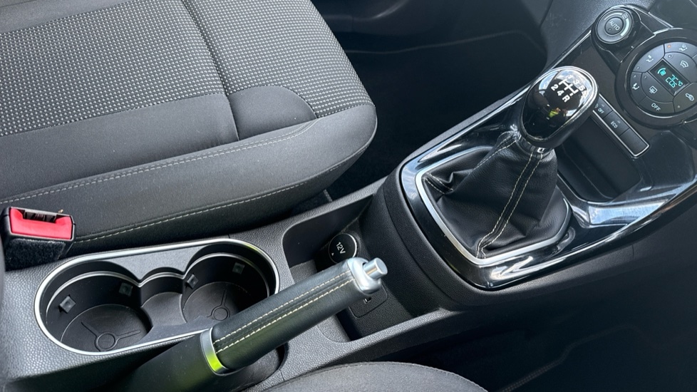 Used Ford Fiesta 2015 for sale - 76501591: Photo 26