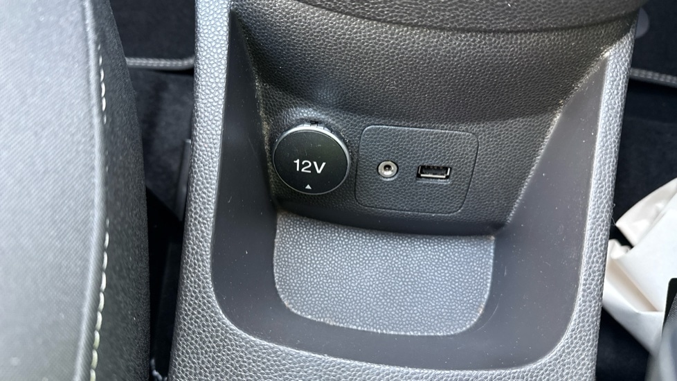 Used Ford Fiesta 2015 for sale - 76501591: Photo 33