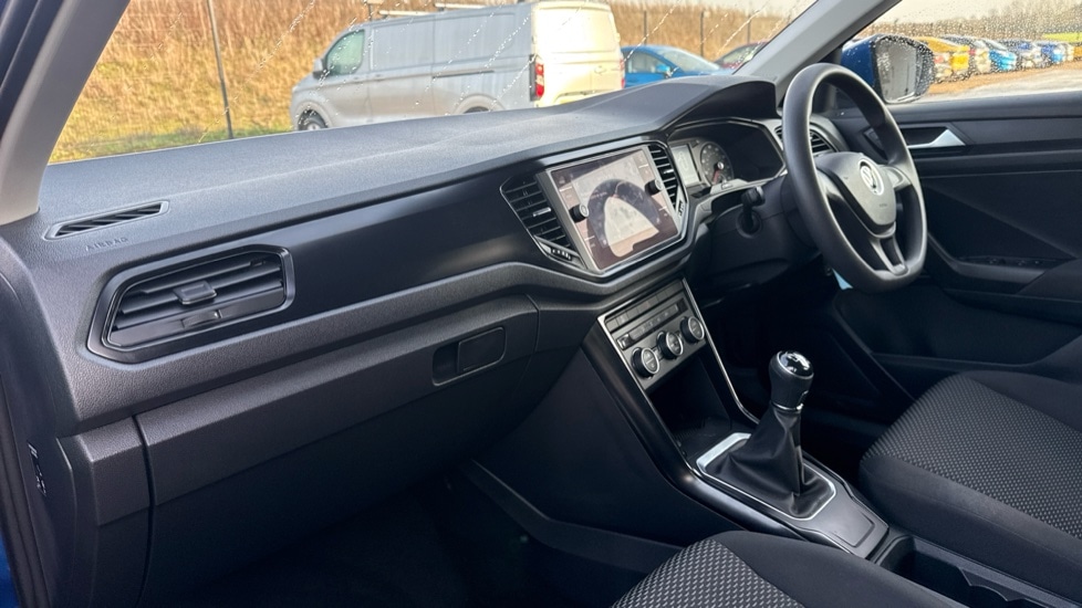 Used Volkswagen T-Roc 2021 for sale - 77075529: Photo 10