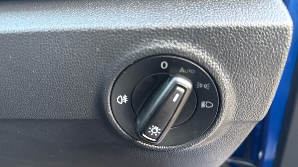 Used Volkswagen T-Roc 2021 for sale - 77075529: Photo 21