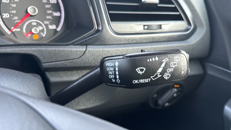 Used Volkswagen T-Roc 2021 for sale - 77075529: Photo 24