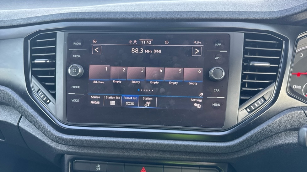 Used Volkswagen T-Roc 2021 for sale - 77075529: Photo 29