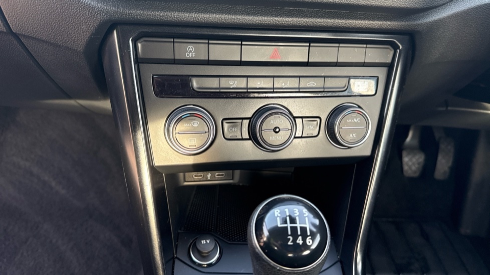 Used Volkswagen T-Roc 2021 for sale - 77075529: Photo 36