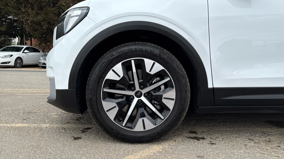 Used Ford Explorer 2025 for sale - 76869128: Photo 17