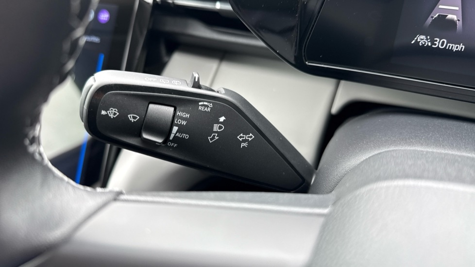 Used Ford Explorer 2025 for sale - 76869128: Photo 24